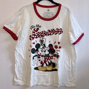 Disney Christmas Mickey and Minnie T-Shirt size XL 100% cotton